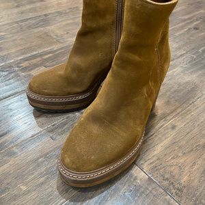 Steve Madden suede boots